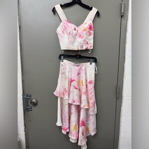 BCBGMAXAZRIA Floral Pink and White Croptop & asymmetrical skirt 2 pc set size XS